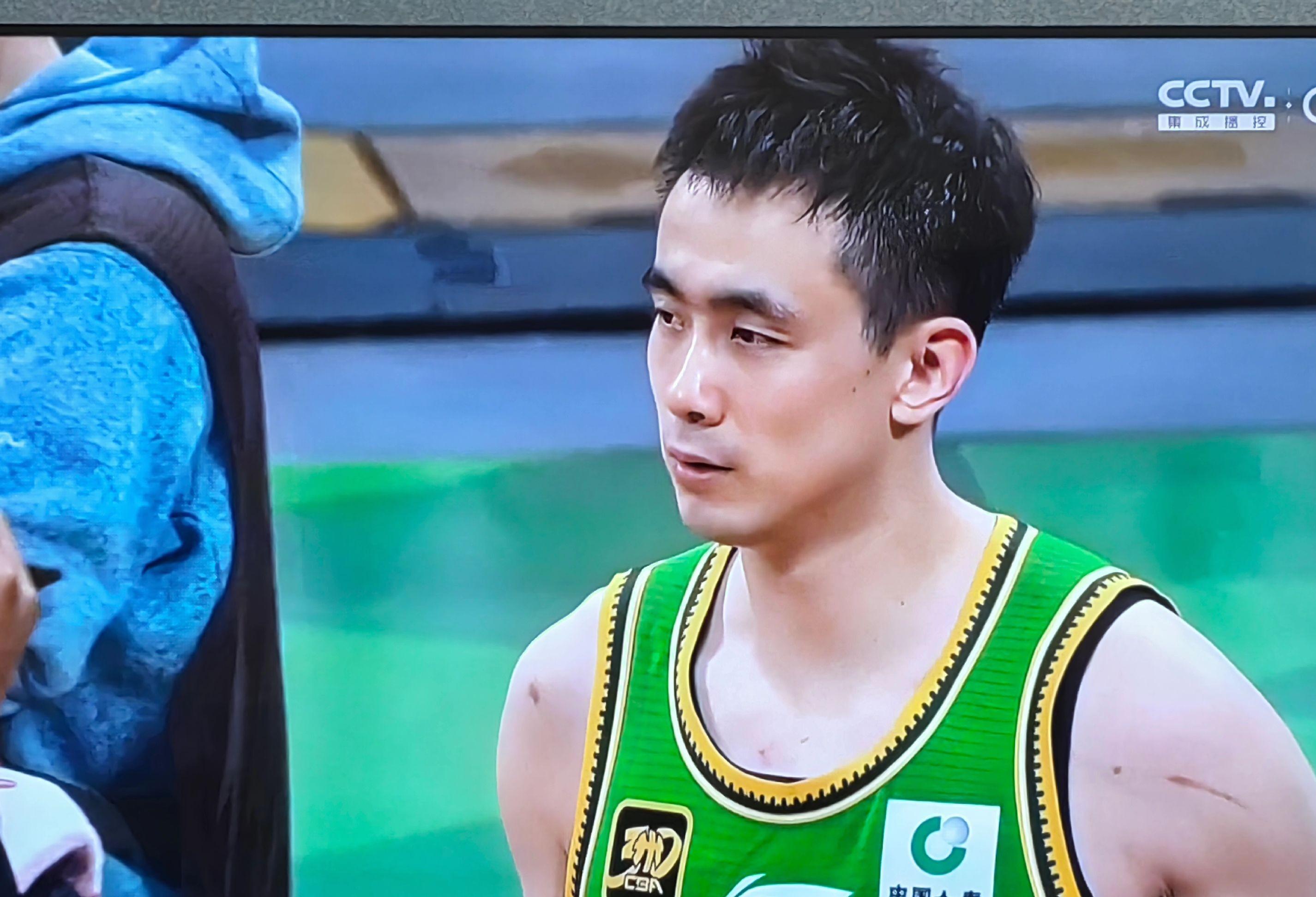 爱游戏-赛后体能课后，广厦男篮临场应变备战荷甲，压力陡增，高层口径保持一致(黄渤临场发挥17分钟)